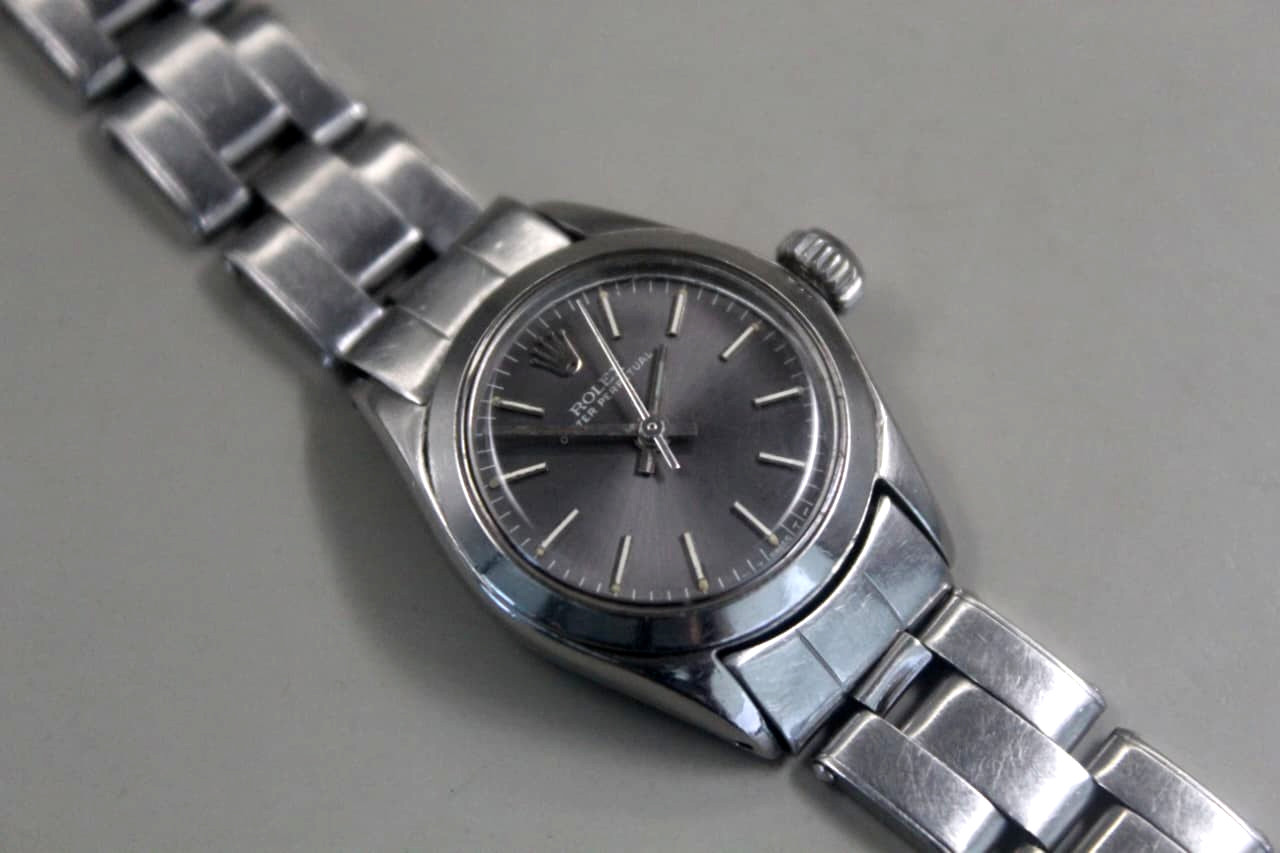 Rolex Oyster Perpetual ref. 6618 with riveted bracelet – Automatic ladies watch