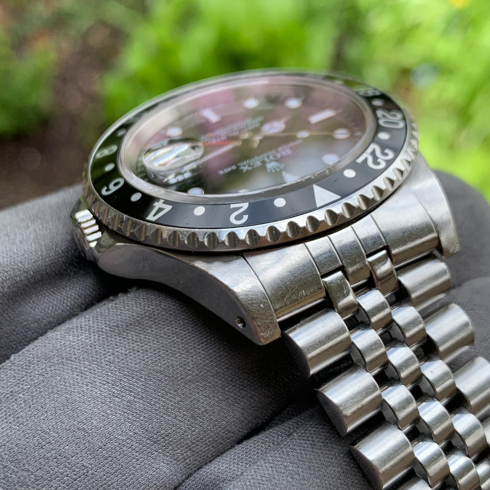 1998 Rolex GMT-Master Ref. 16700 on Jubilee Watch – Unpolished w/ Box & Papers
