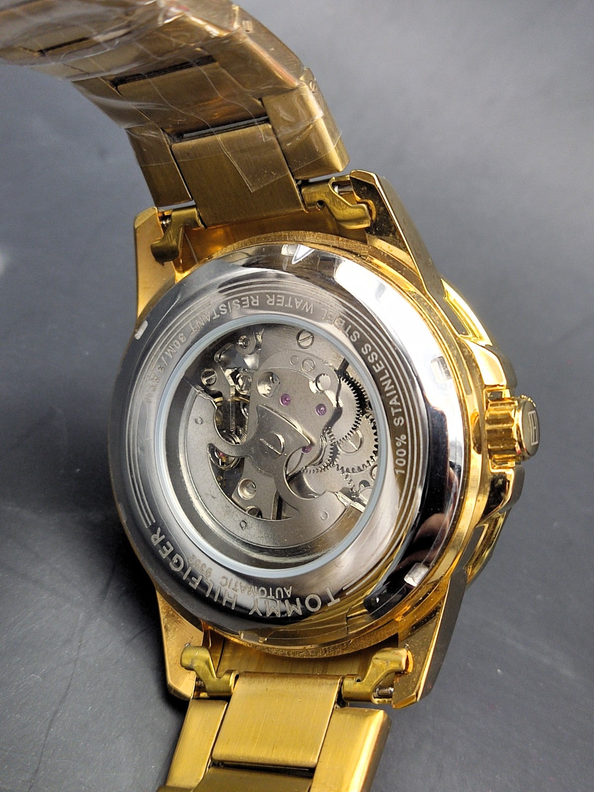 #Refurbished Amazing Tommy Hilfiger Automatic Yellow Dial Men’s Wrist Watch
