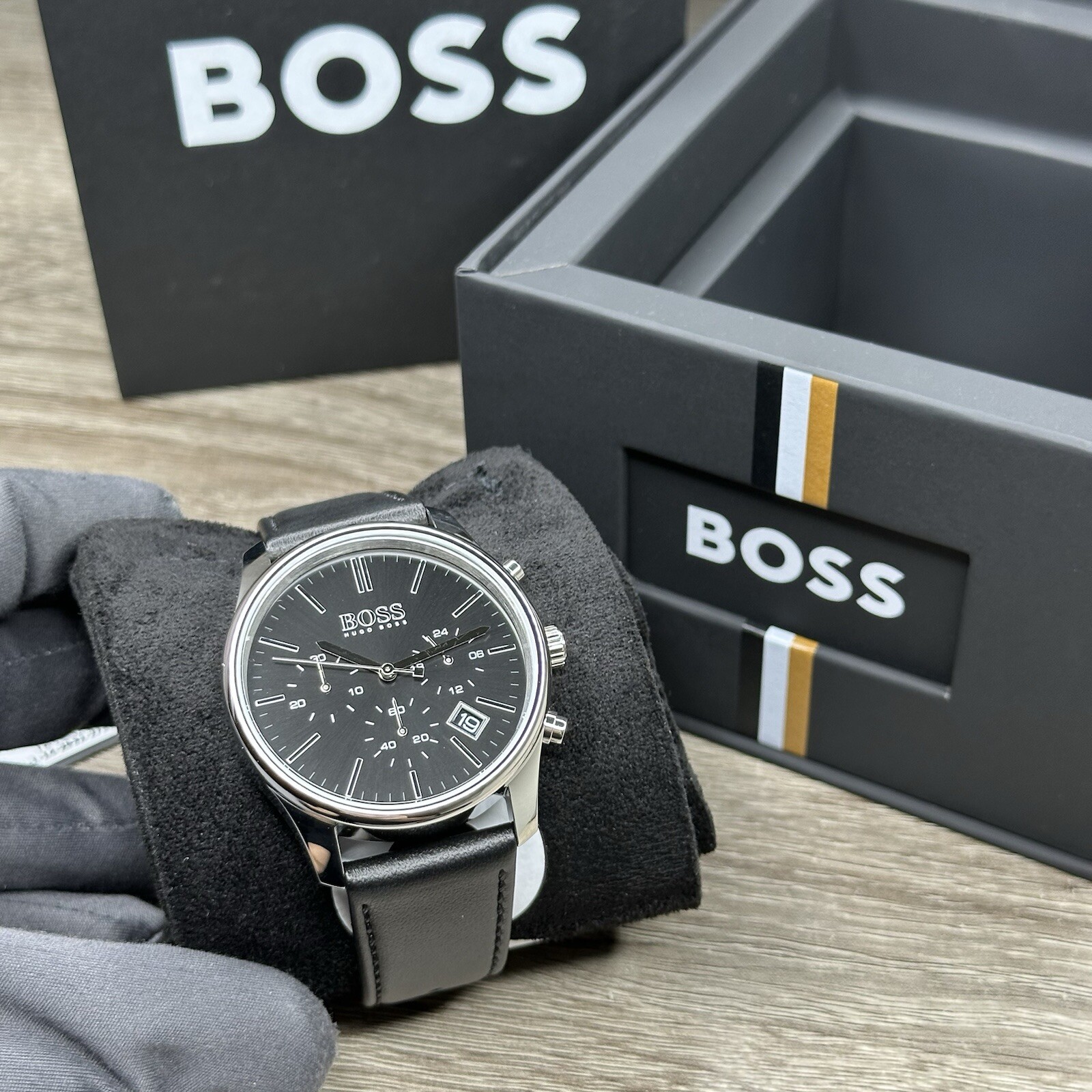 NEW✅ELEGANT✅ Hugo Boss Time One Chrono Date Dial Black Leather Men Watch 1513430