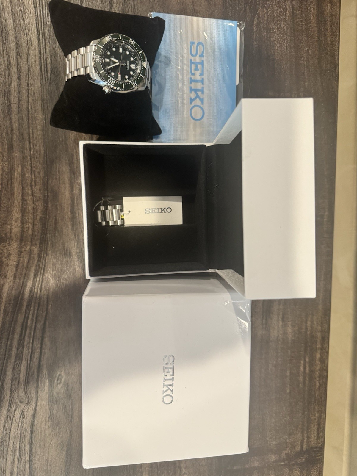 Seiko Prospex Green Men’s Watch – SPB381