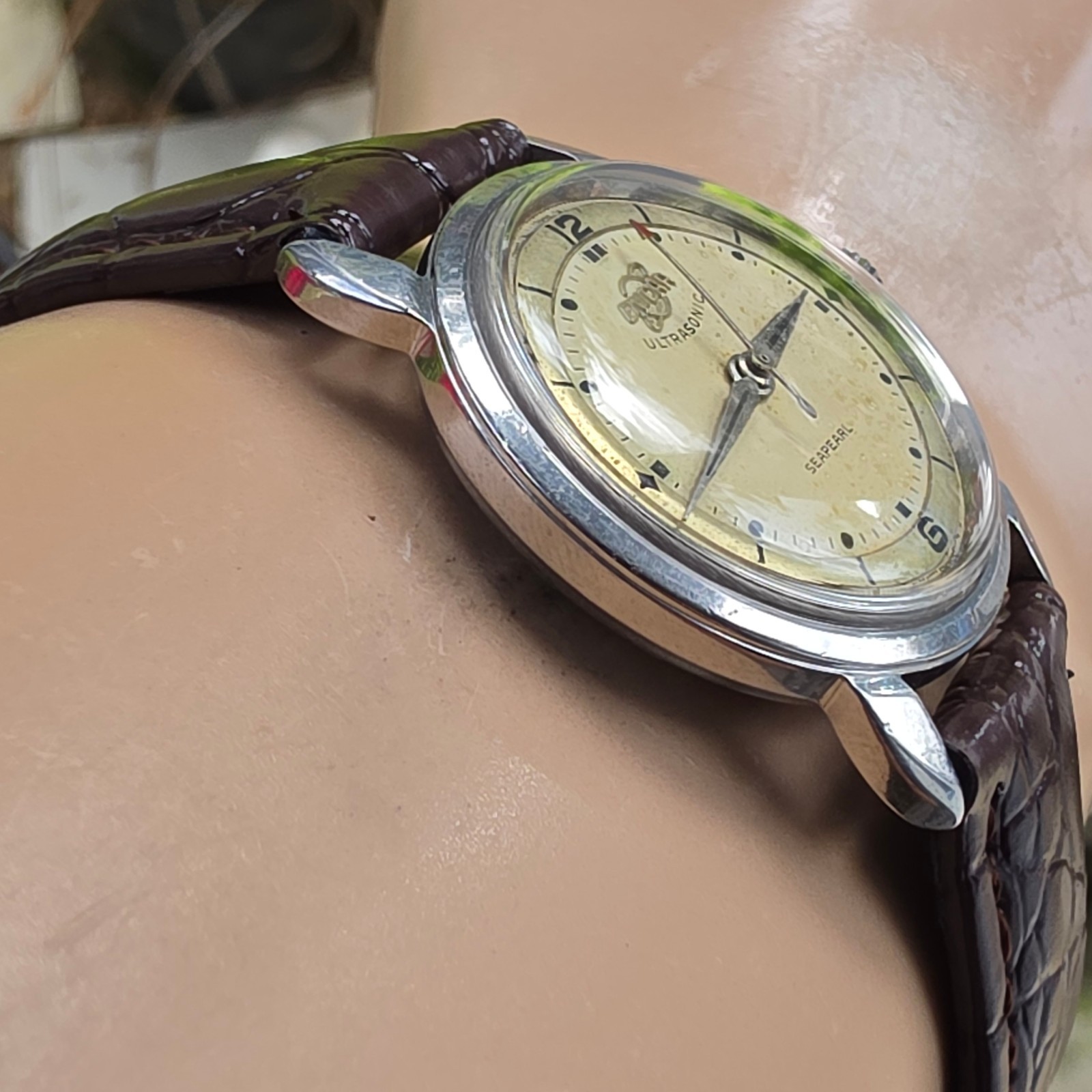Vintage ENICAR Seapearl men’s manual wind watch Two-tone dial 1950s