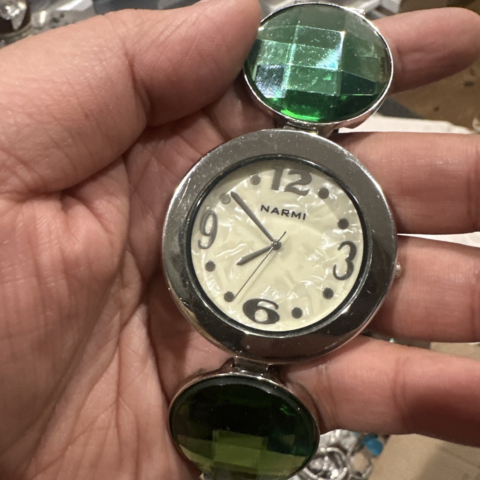 Working Narmi Mop Silver Tone Womens Green Crystal Oversize Watch 45mm Fit 7in
