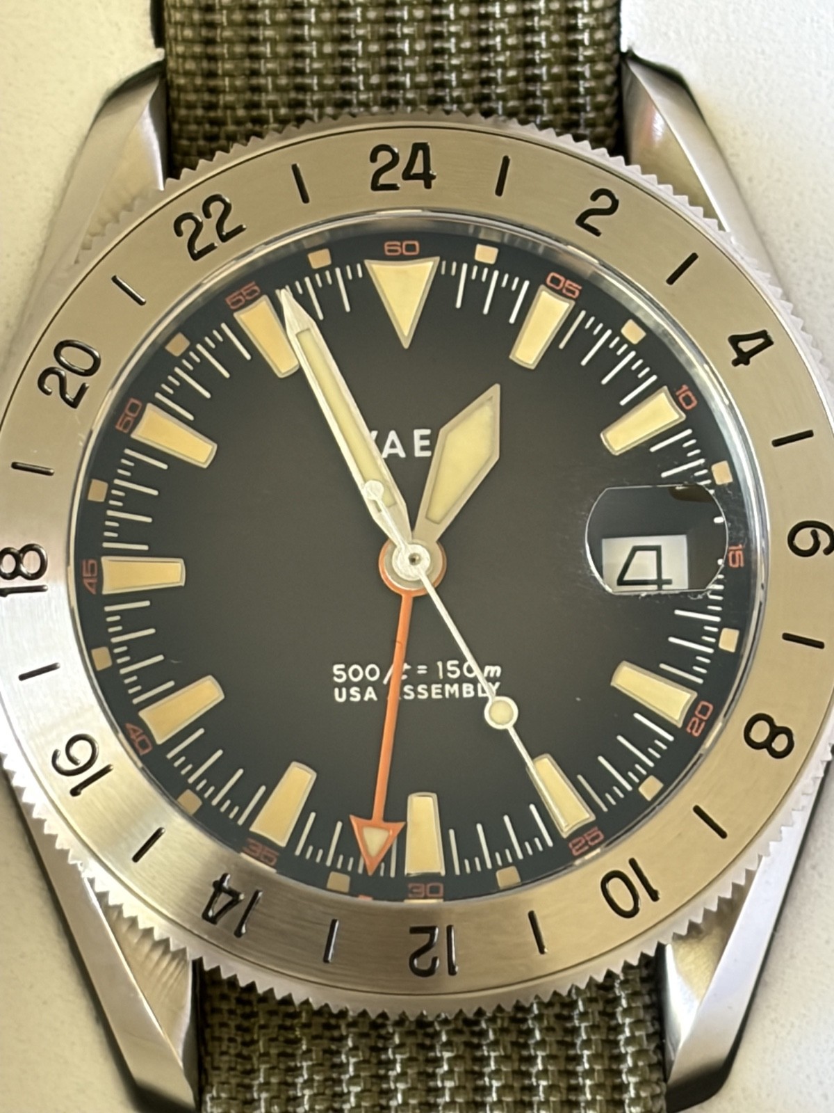 Vaer Huckberry GMT G2 Pacific 39 MM Quartz Watch