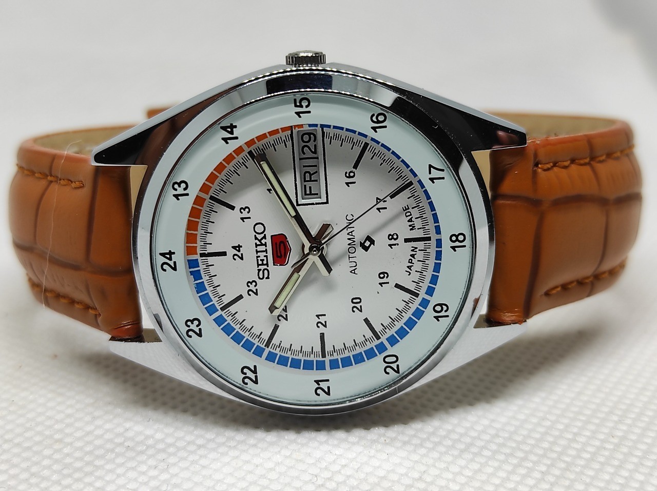 Seiko Automatic Refurbished White Dial Steel Case Men’s Vintage Watch 36MM