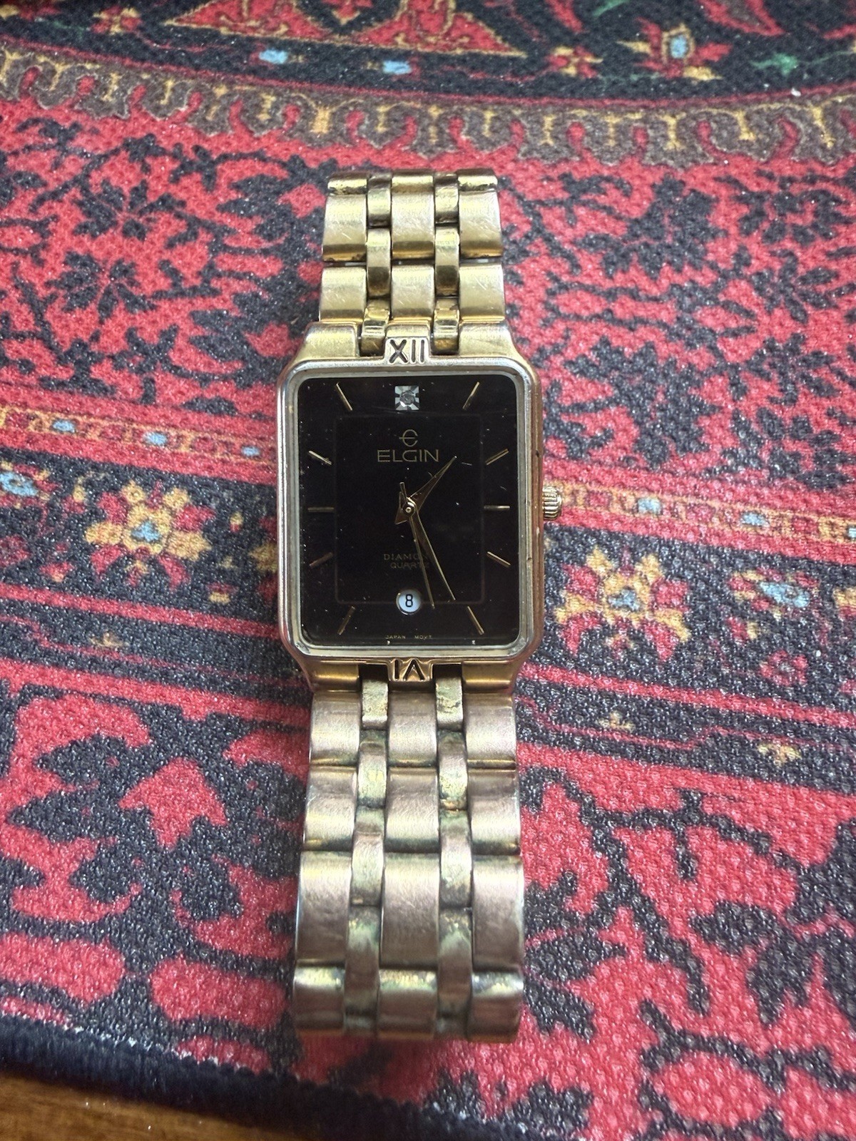 Vintage Elgin Diamond Accent Quartz Watch FC270-040 Black Dial Date New Battery