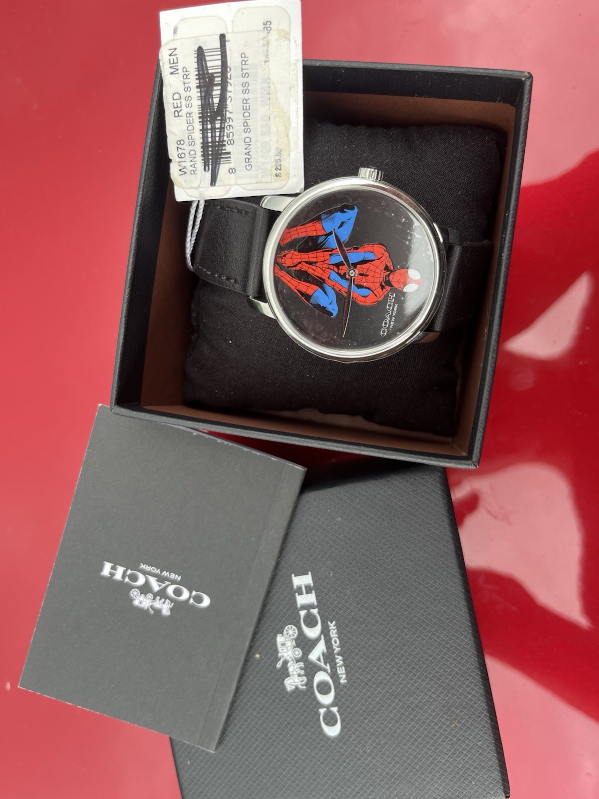 Coach x Marvel Spider-Man Men’s Quartz Watch Black Leather Strap Box Manual