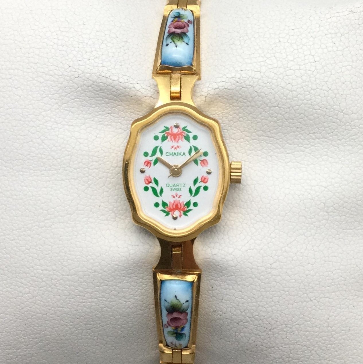 Vtg Chaika Yanka Women Watch 16mm Floral Porcelain Gold Tone New Battery 7.5″
