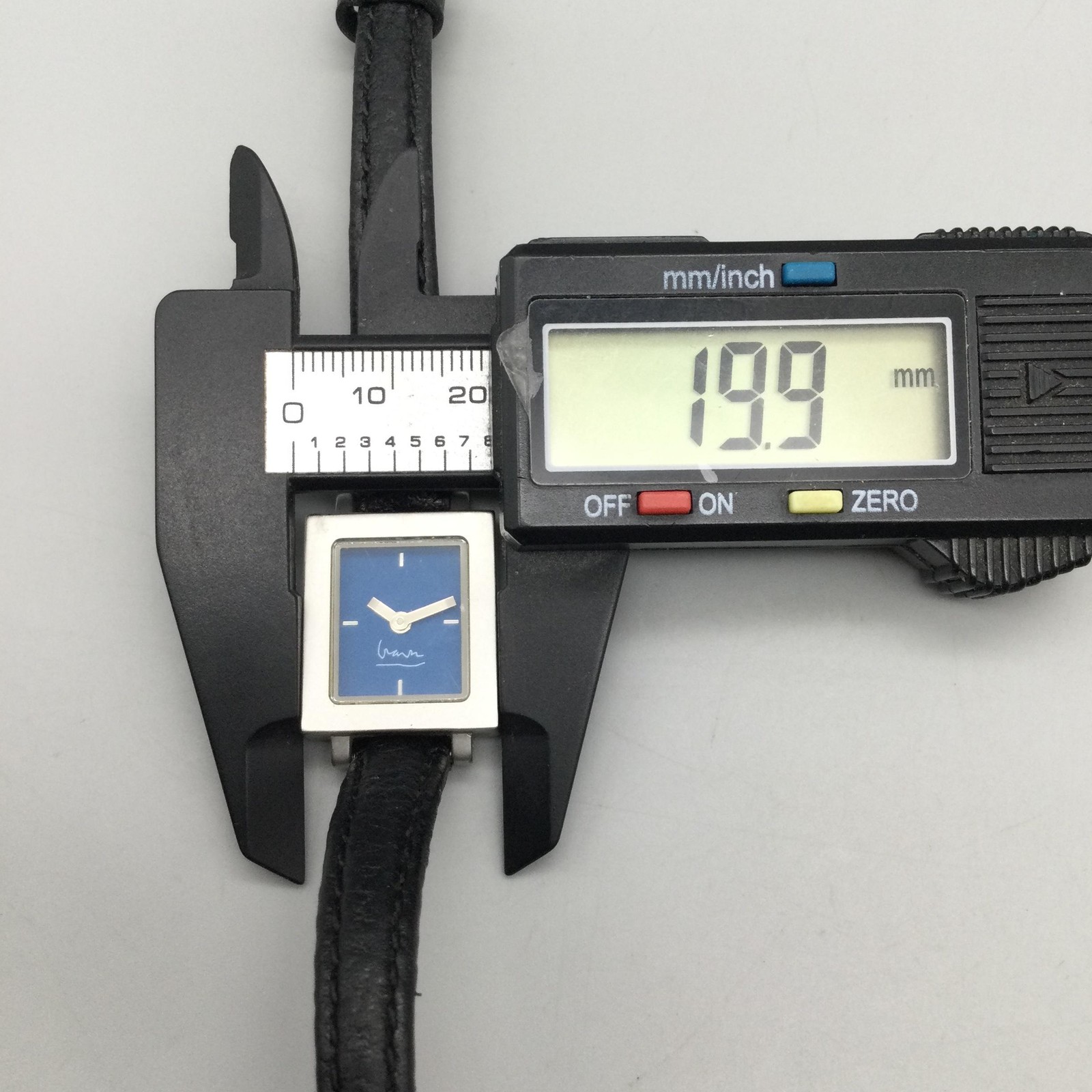 Michael Graves Projects Shenandoah Watch Womens 20mm Blue Dial New Battery