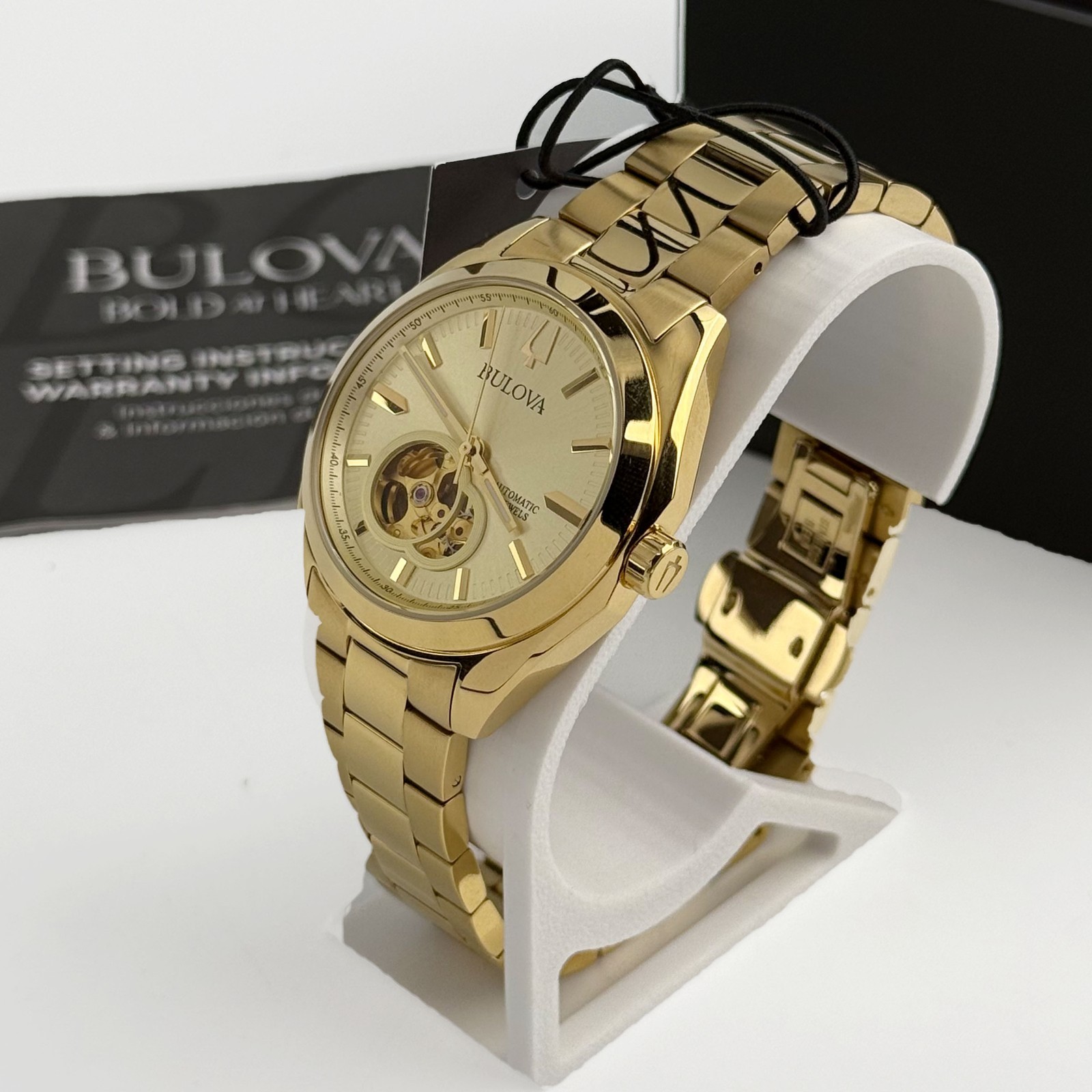 Bulova Surveyor 97A182 Gold Tone Dial Automatic Men’s Classic Watch 39 MM