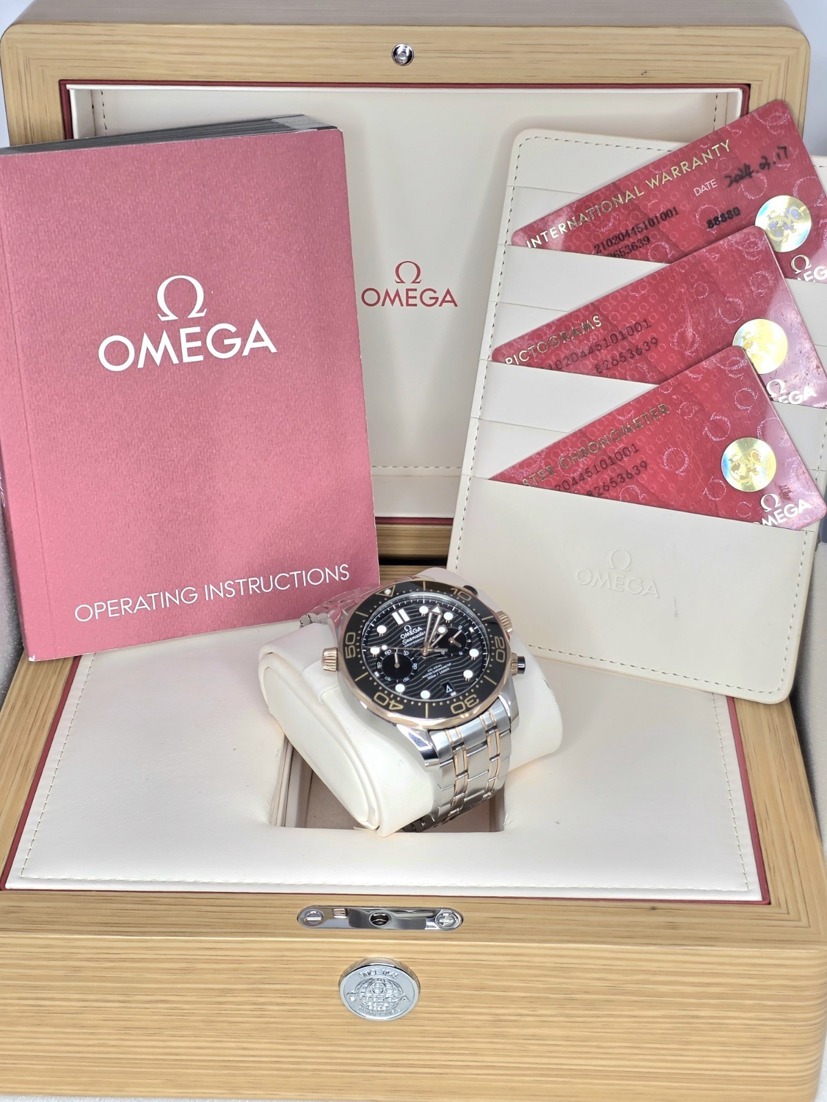 OMEGA Seamaster Diver 300M Steel Sedna GOLD 44mm 210.20.44.51.01.001 B & P