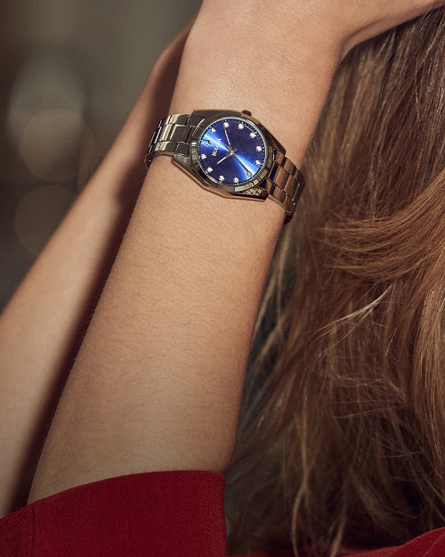 *BRAND NEW* Bulova Surveyor Blue Dial Stainless Steel 31mm Women’s Watch 96P229