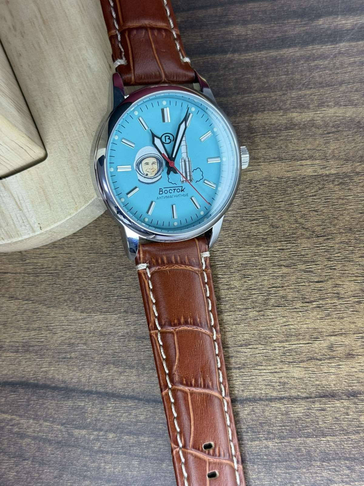 Vostok Vintage Yuri Gagarin Watch Mechanical Men Star Soviet Antimagnetic Space