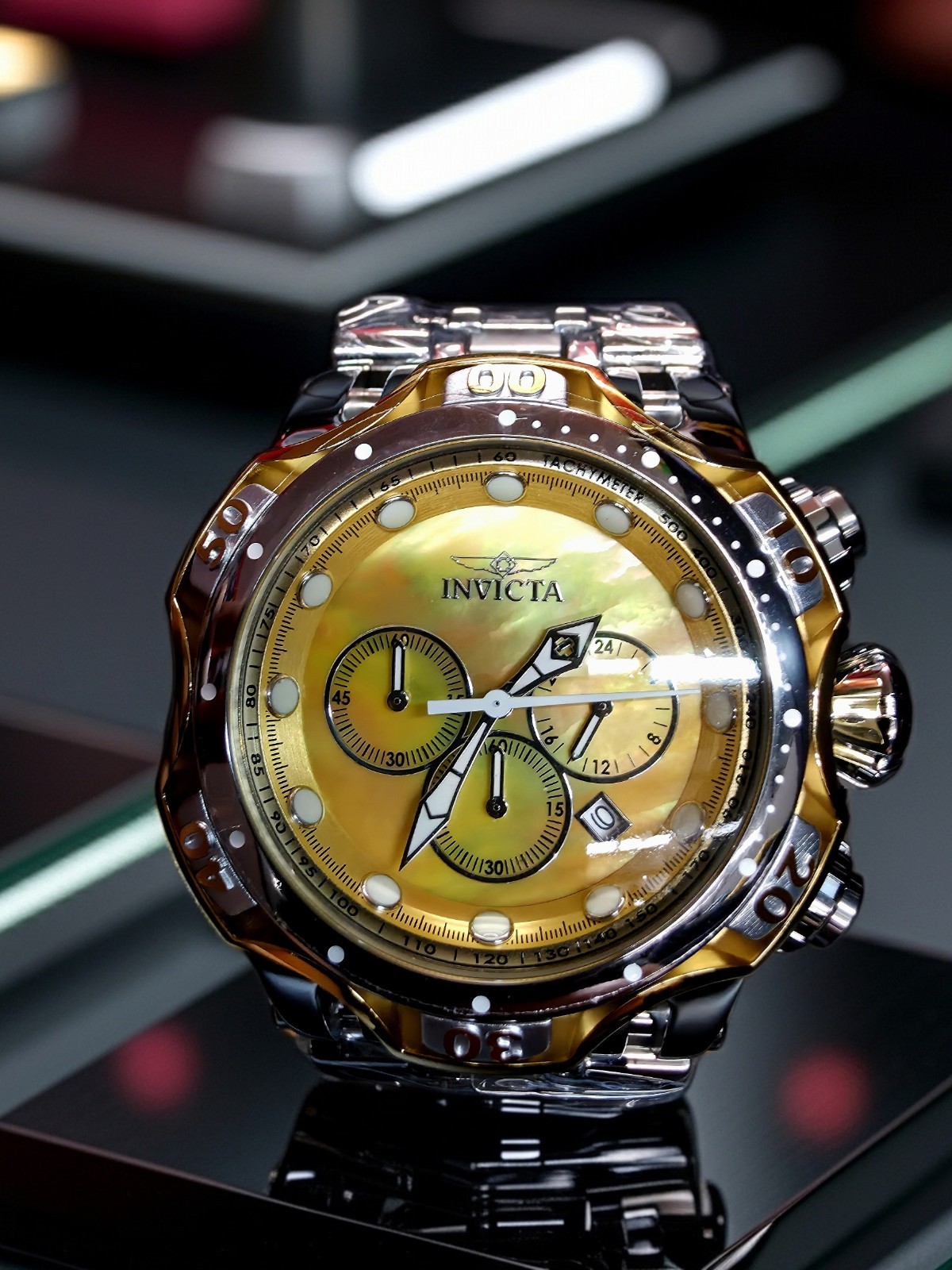🔥🔥🔥INVICTA FUSION NACREVAU WATCH MOTHER OF PEARL DIAL 54MM STEEL, GOLD🔥🔥🔥