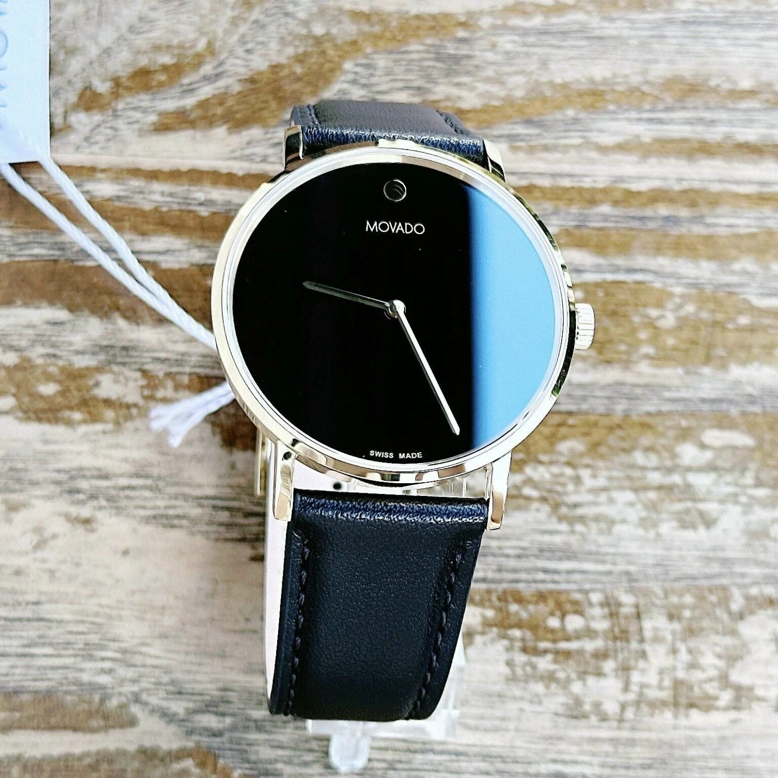 MOVADO Swiss Museum Classic Black Dial Men’s Gold Slim Leather Strap Watch