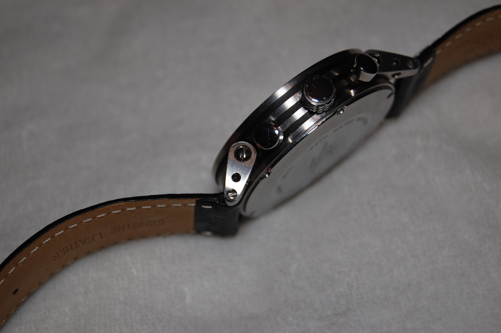 Adee Kaye SUG Rare V12 Throttle Mens Racing Chronograph Watch Model AK4022