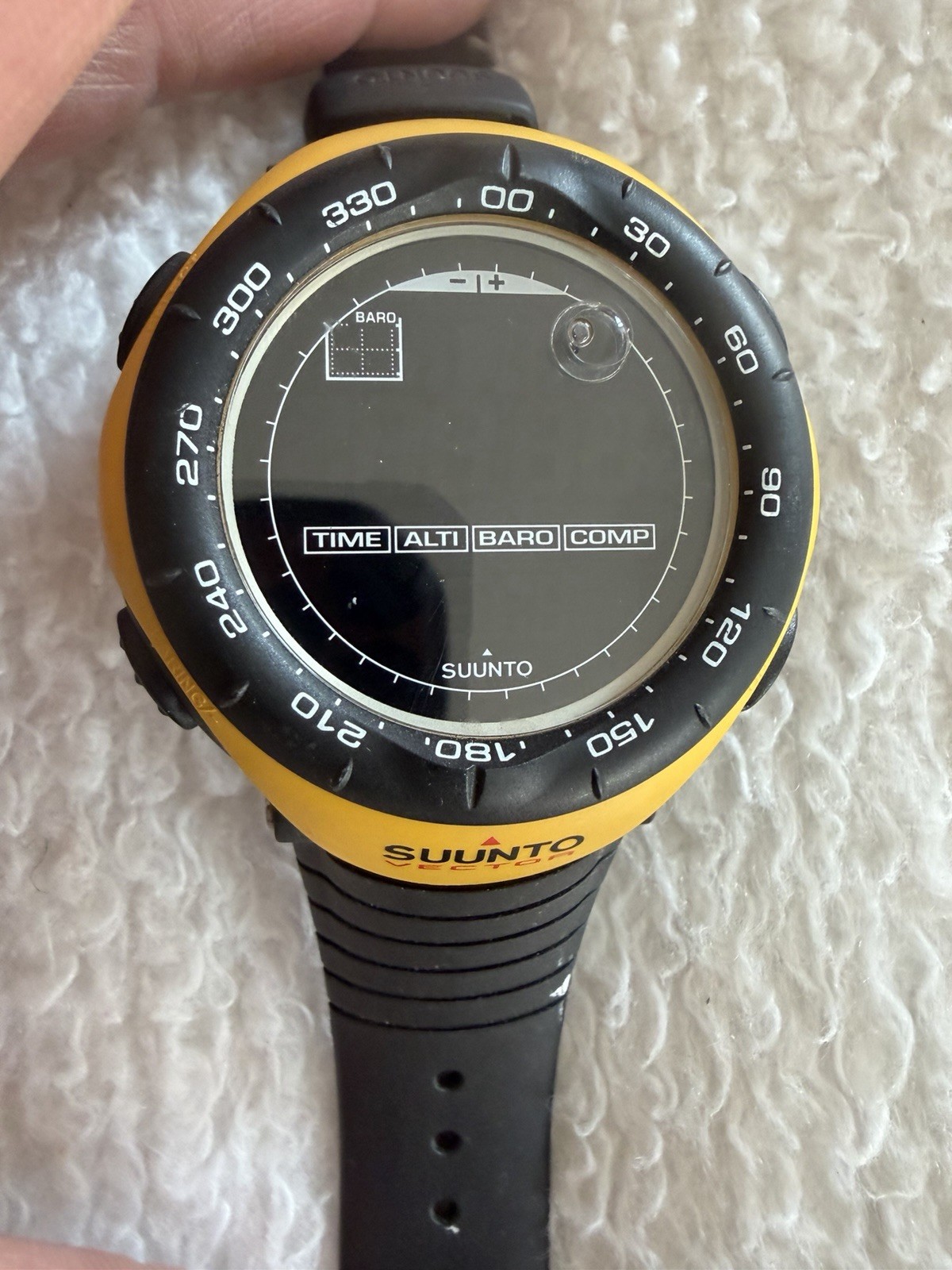 Suunto Vector Digital Watch Yellow Altimeter Barometer Compass. Needs Battery.
