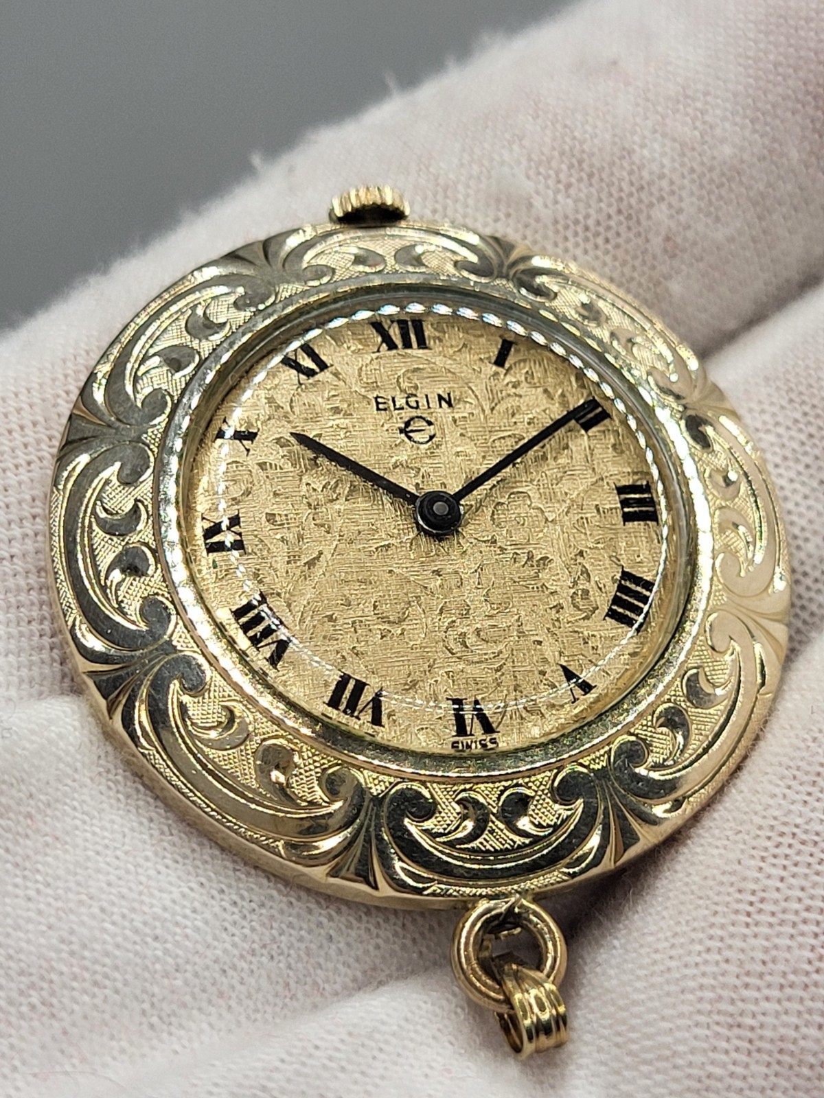 Swiss [MINT, WORKS] Elgin 34mm RARE Wind-up Women’s Pendant Watch Roman Dial