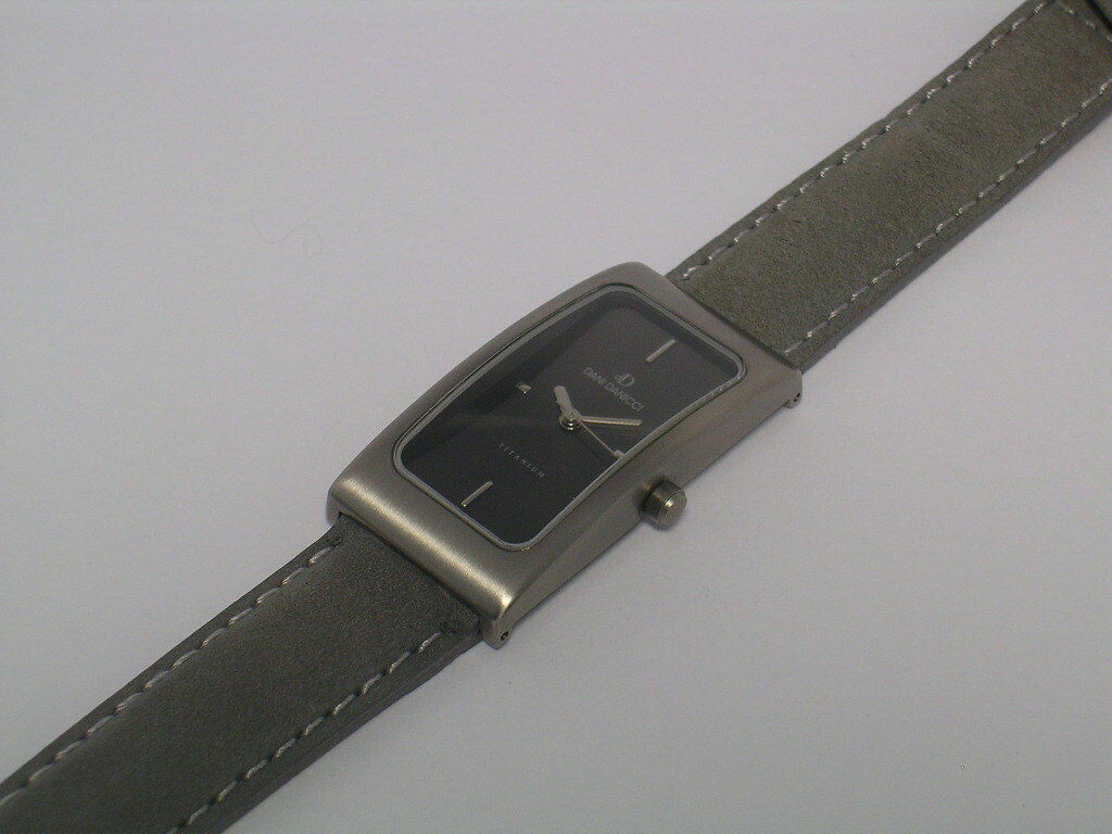 Watch for women Dani Danicci titanium and leather strap womens new