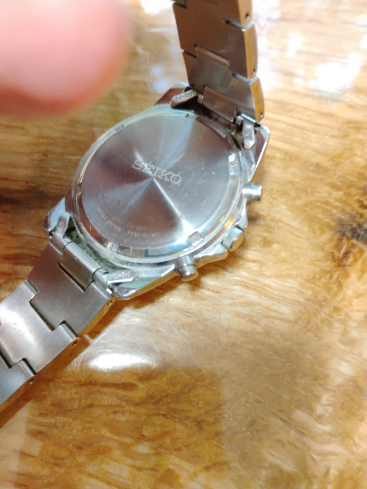 Seiko Men’s Chronograph 7T92-0DW0 Quartz Stainless Steel Watch