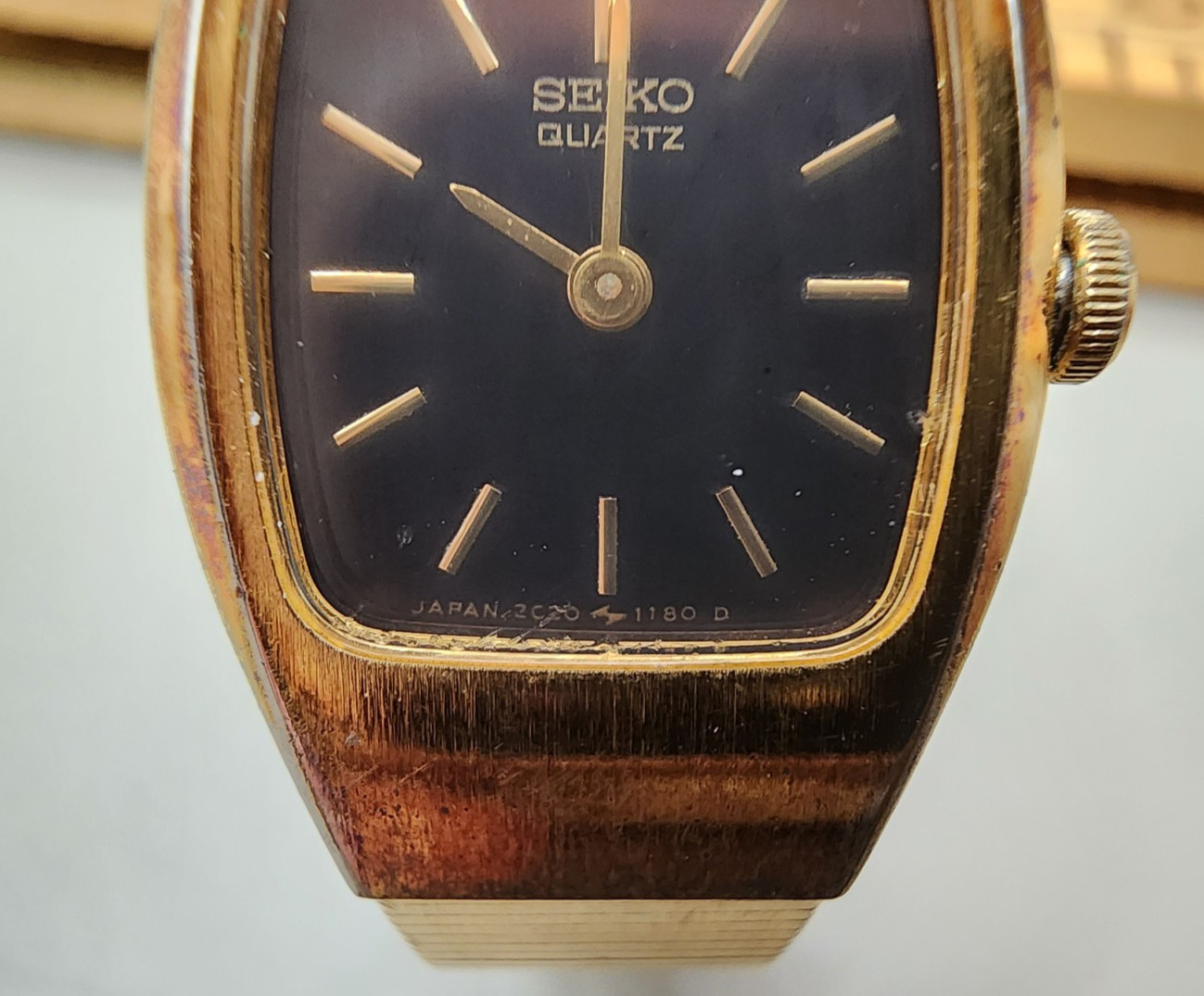Vintage 1986 Seiko Quartz Ladies Dress Watch 2C20-5559 Gold Tone Mesh Bracelet