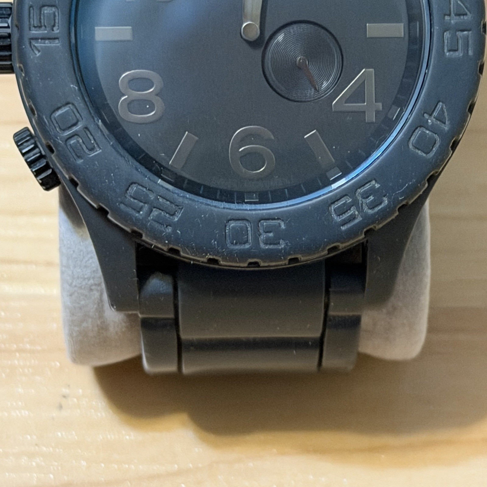 Nixon The Rubber 51-30 “Simplify” Tide Black Men’s Analog Surf Watch RUNNING