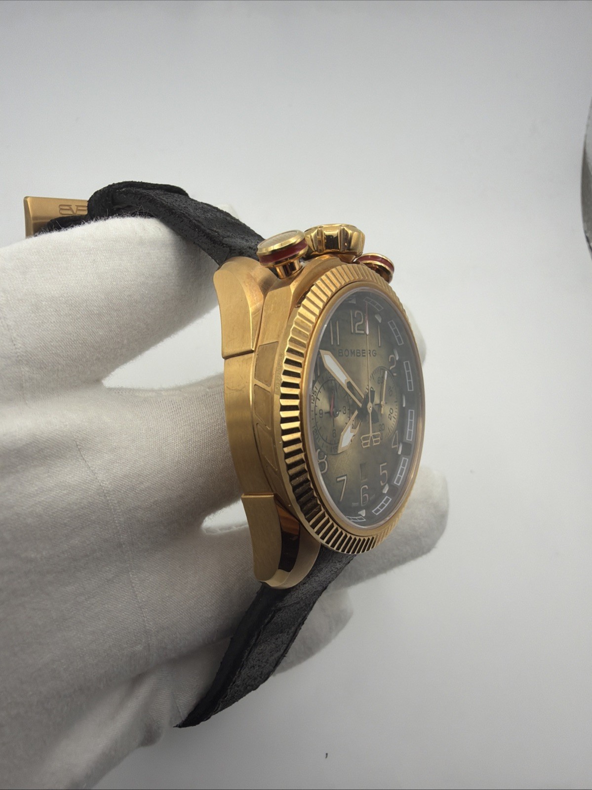 Bomberg / Chronograph Bolt-68 – NS44CH Bullhead Chronograph Swiss made