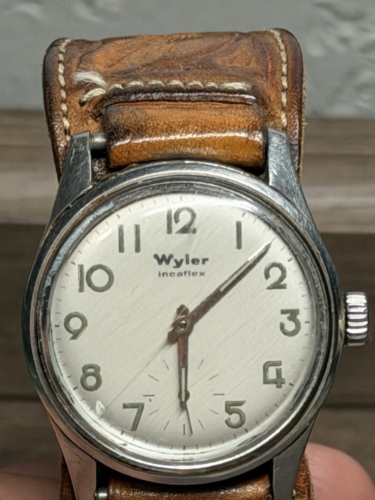 Wyler Incaflex Vintage Manual Mechanical Cream Dial Small Seconds Brown Leather