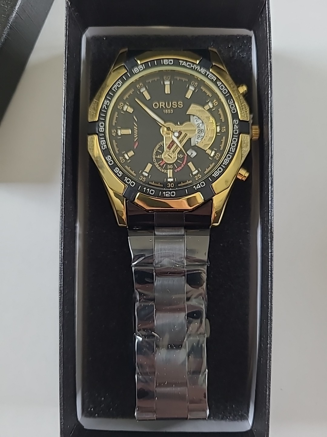 ORUSS Men’s Gold And Black Watch 9 1/2 Inch Band