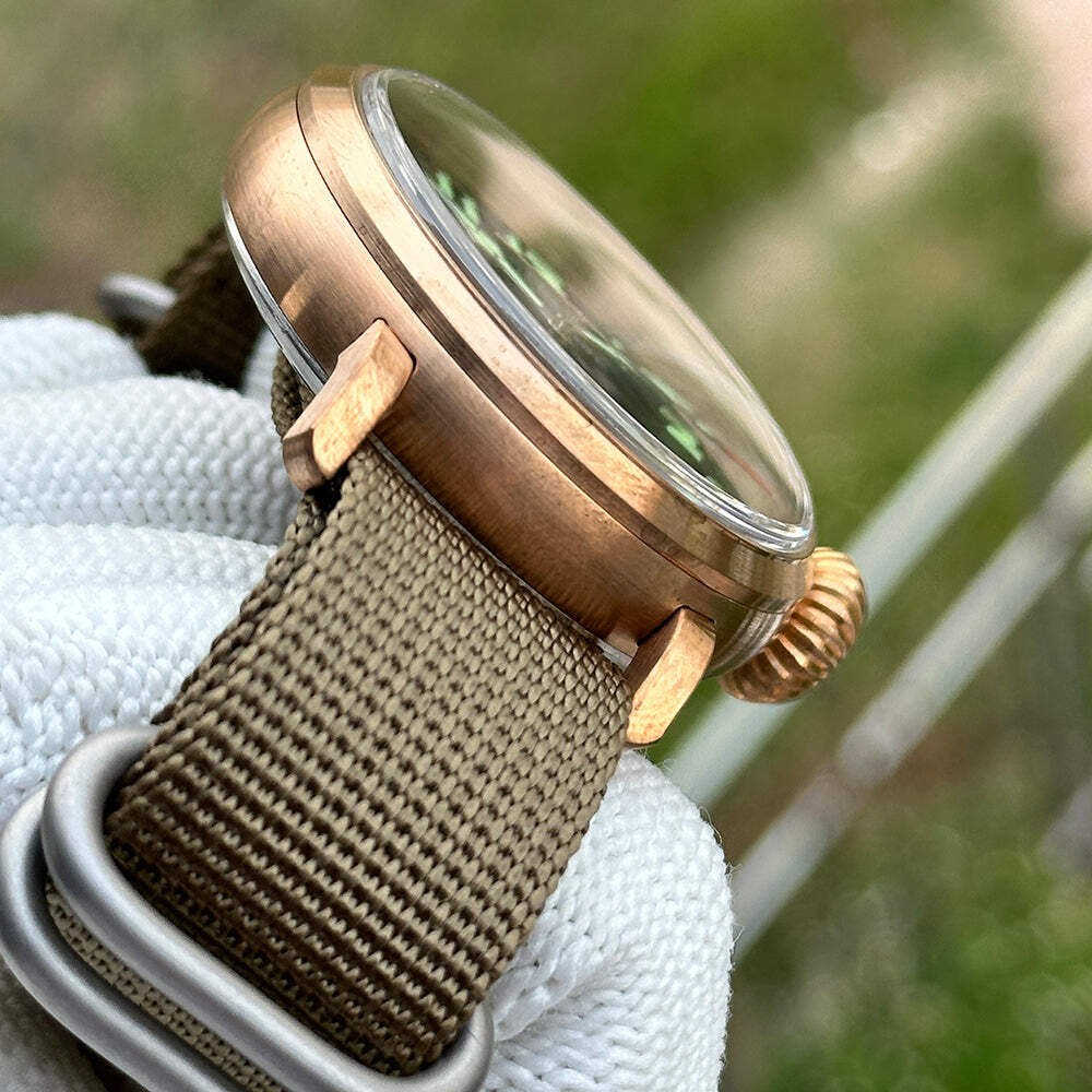 STEELDIVE SD1903S — C3 Green 46.5MM Bronze Case 200M NH35 Men’s Dive Watch