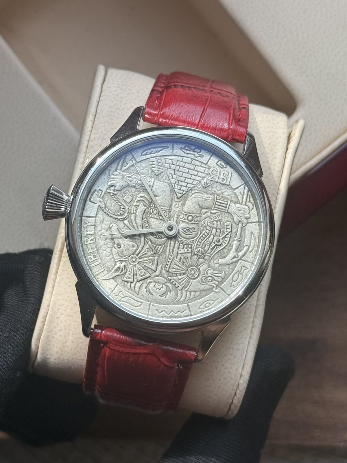 Vintage Watch Molniya Mechanical Aztec Maya Wrist Men Pharaonic Mesoamerican Rar