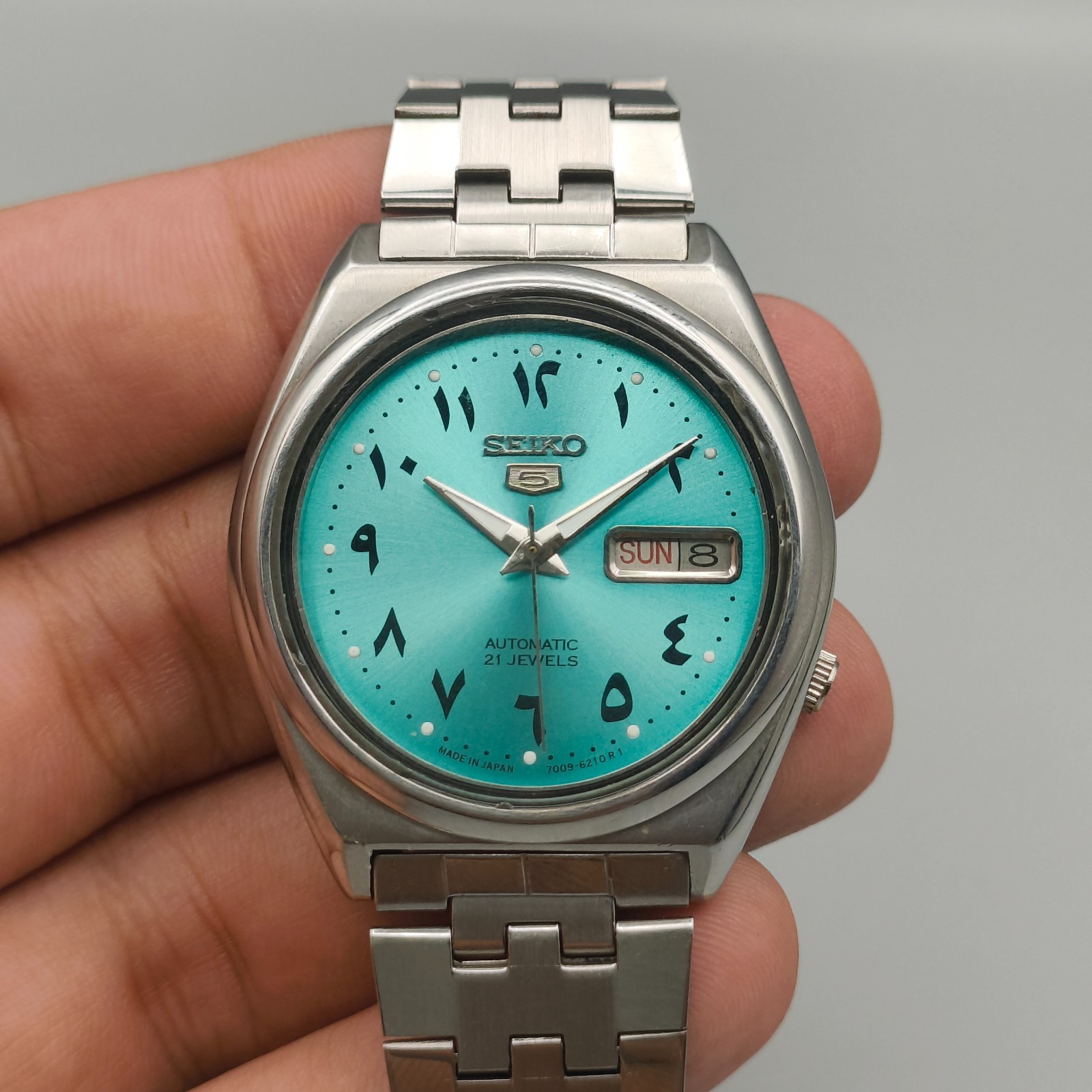Vintage Seiko 5 Arabic Automatic 7009 Men’s Watch Ice Blue Dial 36 mm Day Date