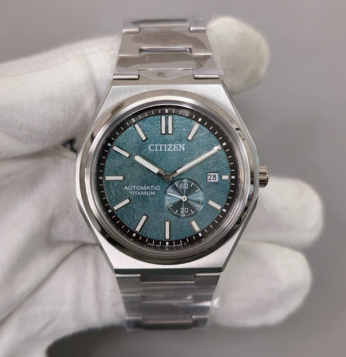 Citizen Zenshin NJ0180-80X Automatic Green Dial Super Titanium 40.5mm Men Watch