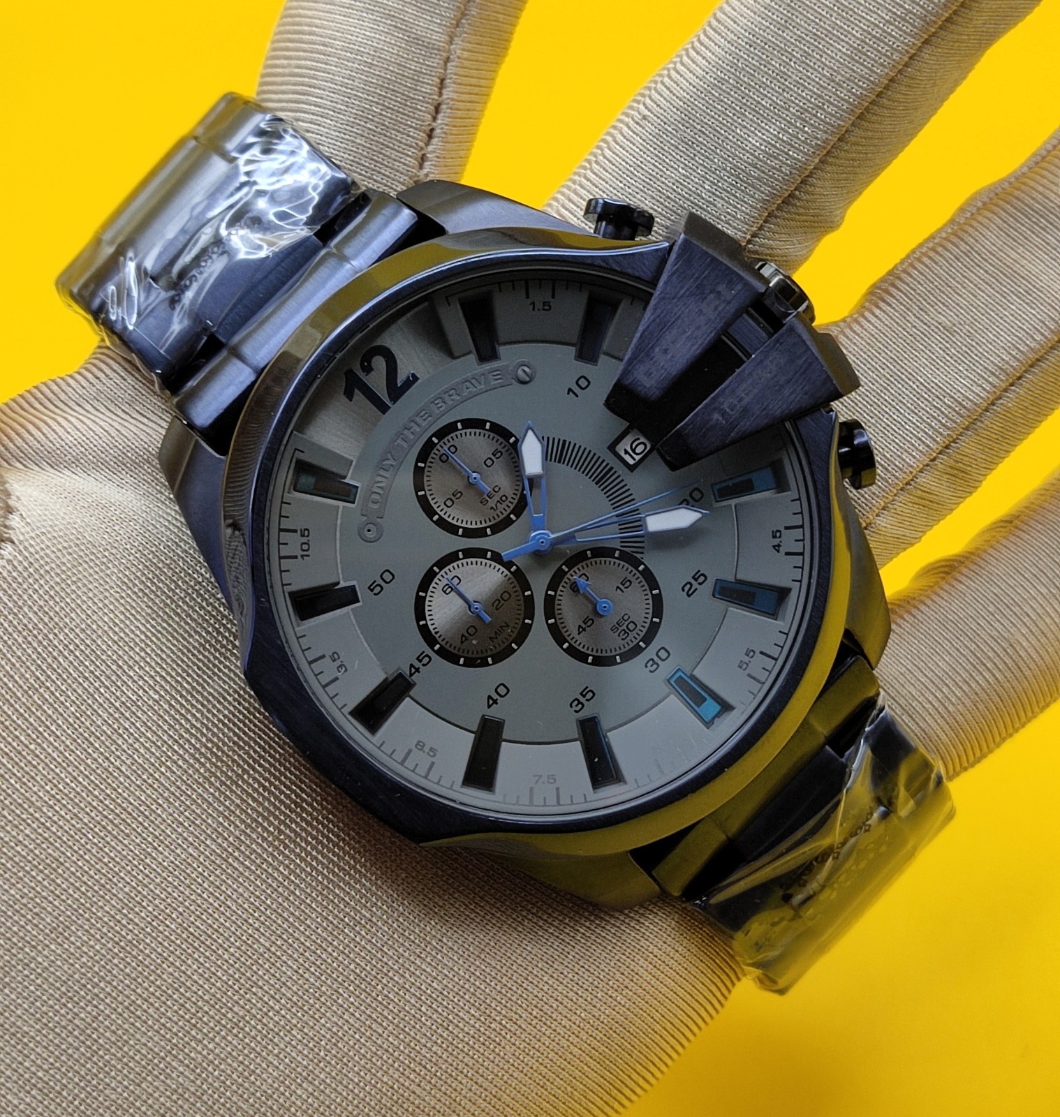 Premium Diesel Only The Brave 10 Bar Gray Dial Refurbished Men’s Wrist Watch