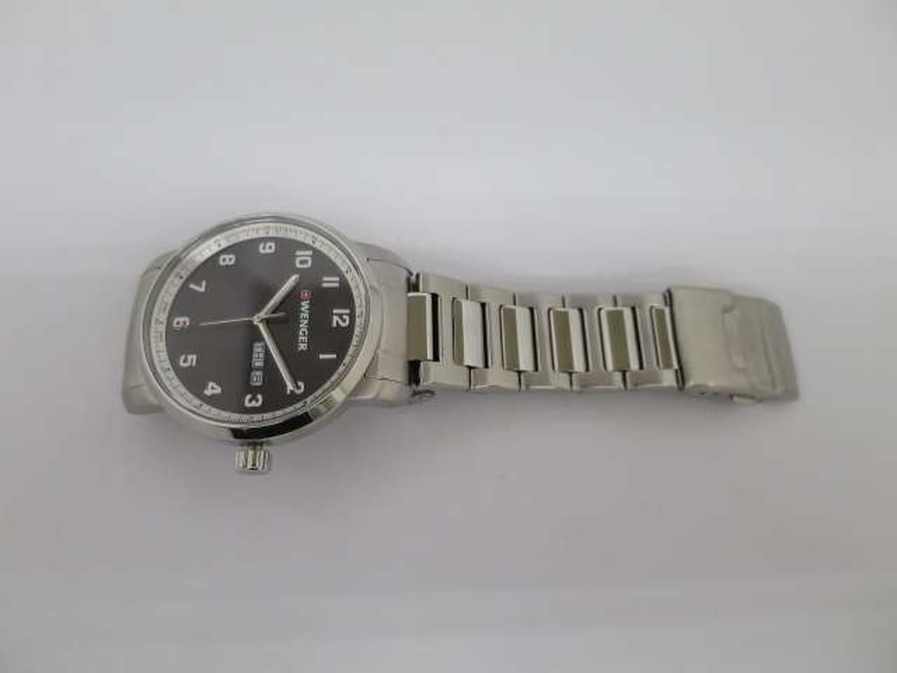 WENGER Quartz Analog Watch 01.1541.119 Used