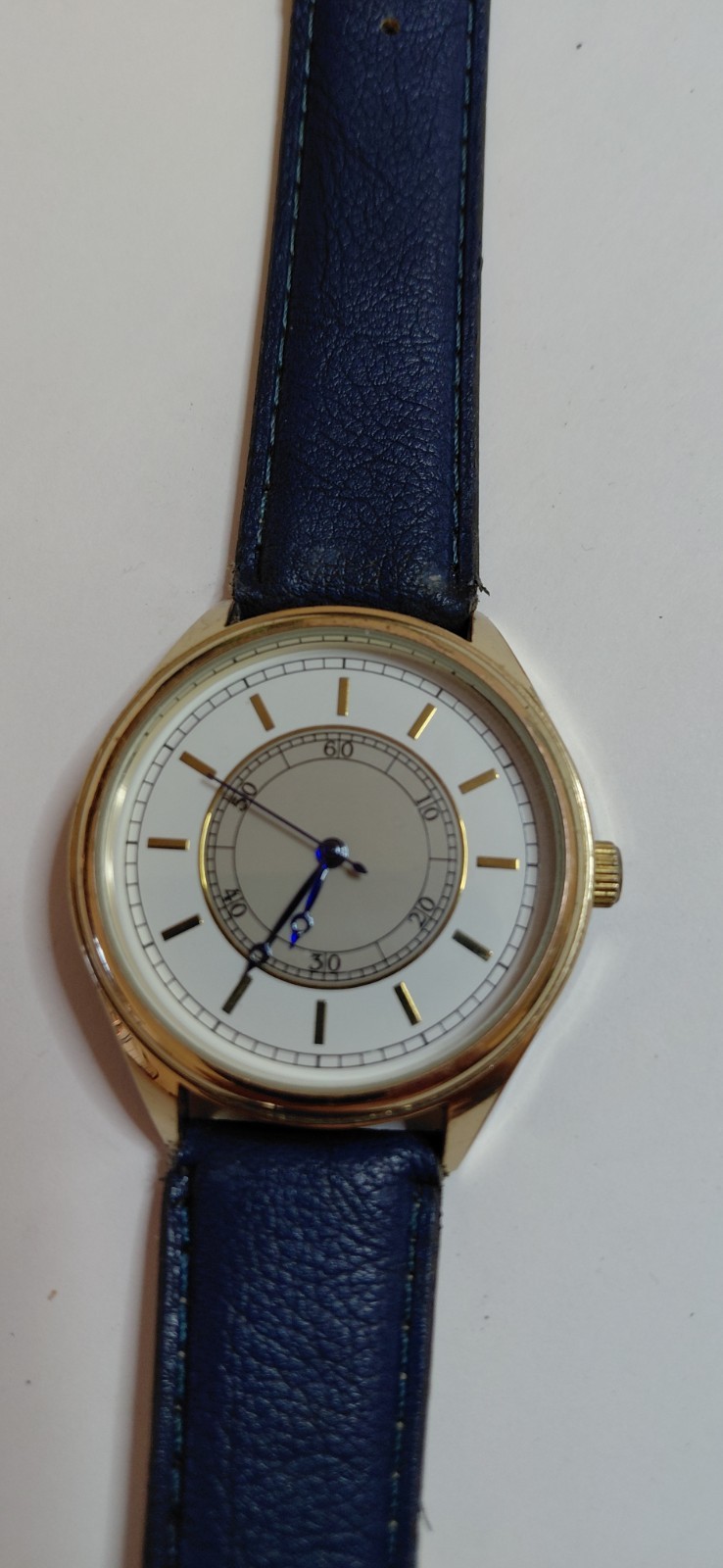 Accutime 3017MWM Quartz Analog Dress Watch Gold Tone Case Blue Leather 27mm