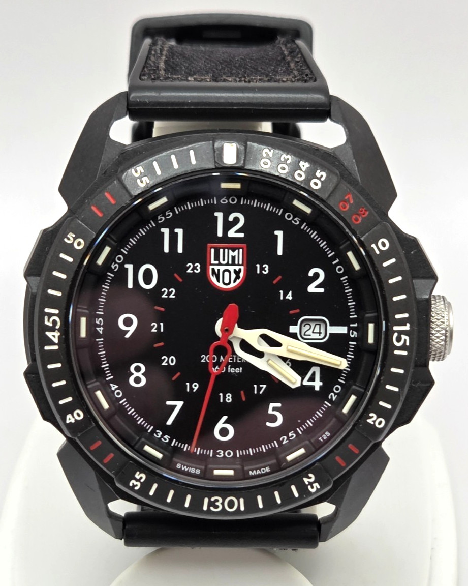 Luminox ICE-SAR Arctic Search & Rescue, Carbonox, Sapphire Crystal, XL.1001.ICE