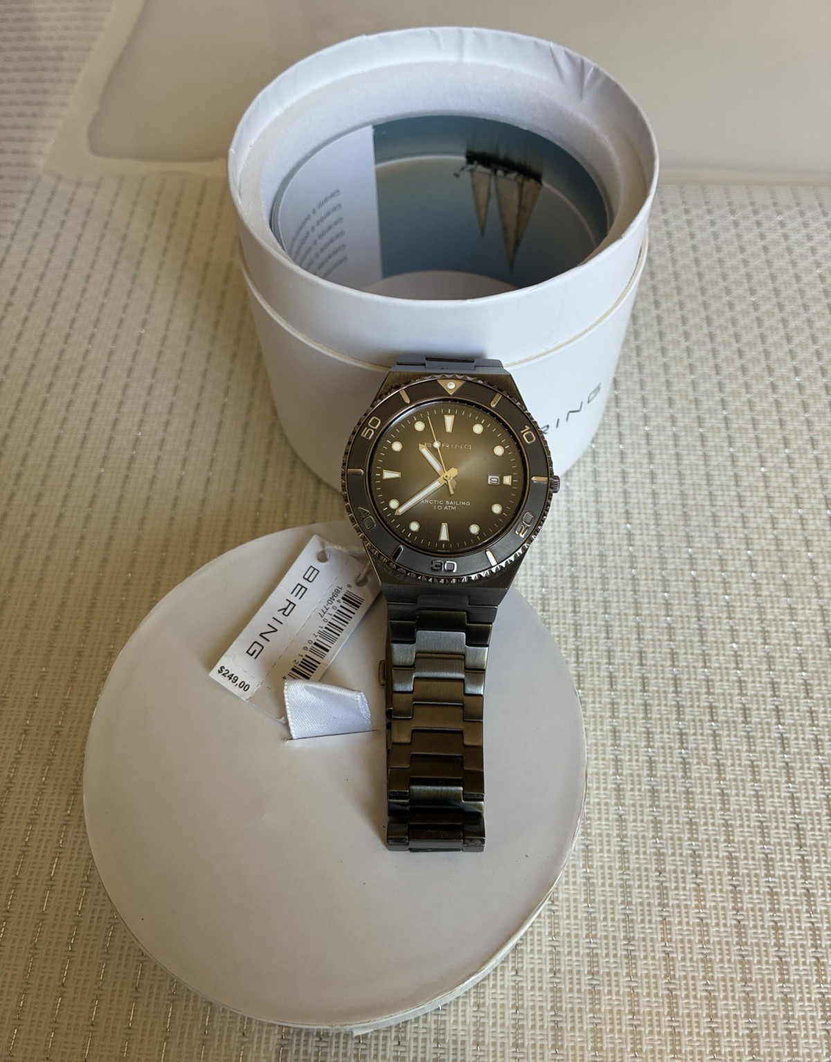 BERING Arctic Sailing Men’s Quartz 40mm Gray Steel Black Bezel 100m Box