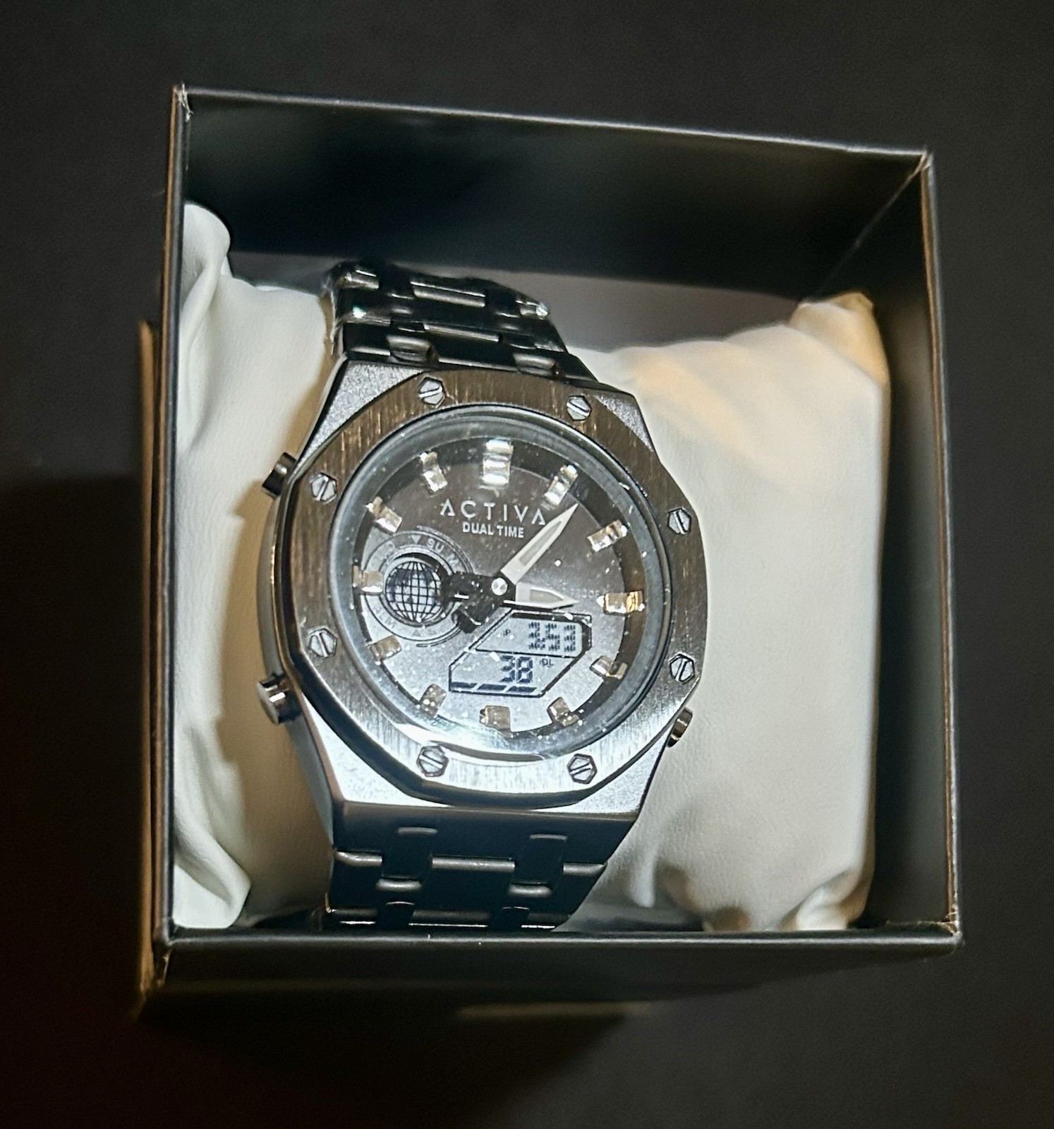 Activa Invicta Men’s Dual time Digital Watch