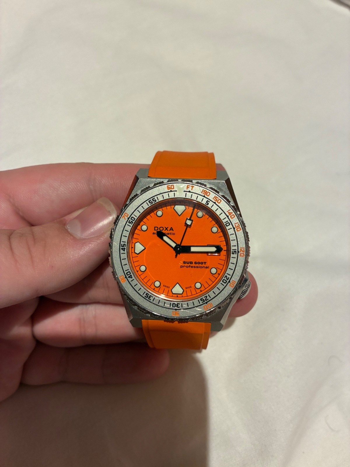 Doxa Sub 600t Orange on Orange Rubber