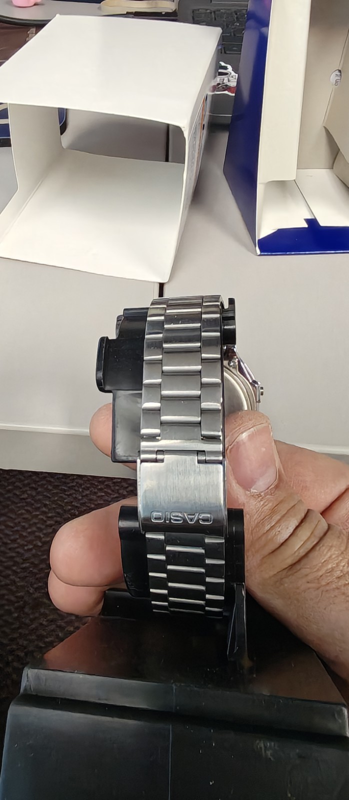 Casio A-168WA-1 Men’s Digital Watch Stainless Steel Band Alarm Stopwatch New