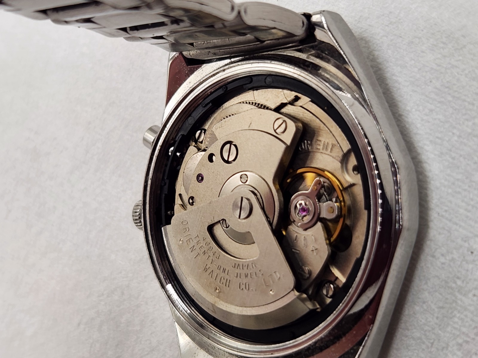 Vintage Orient Crystal Automatic Men’s Watch 21 Jewels- Runs Keeps Good Time