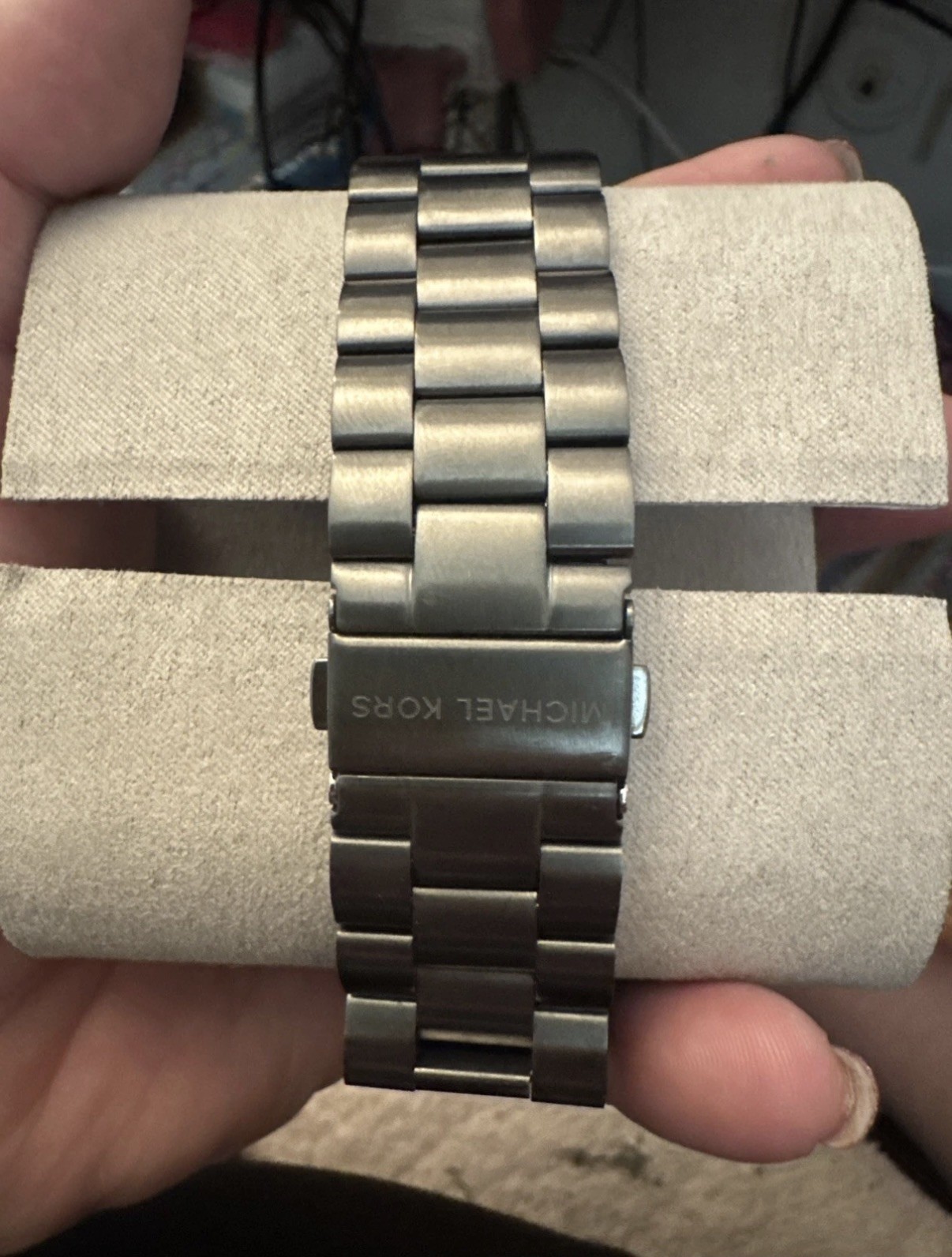 Michael Kors MK8576 Slim Runway Wristwatch – Gunmetal