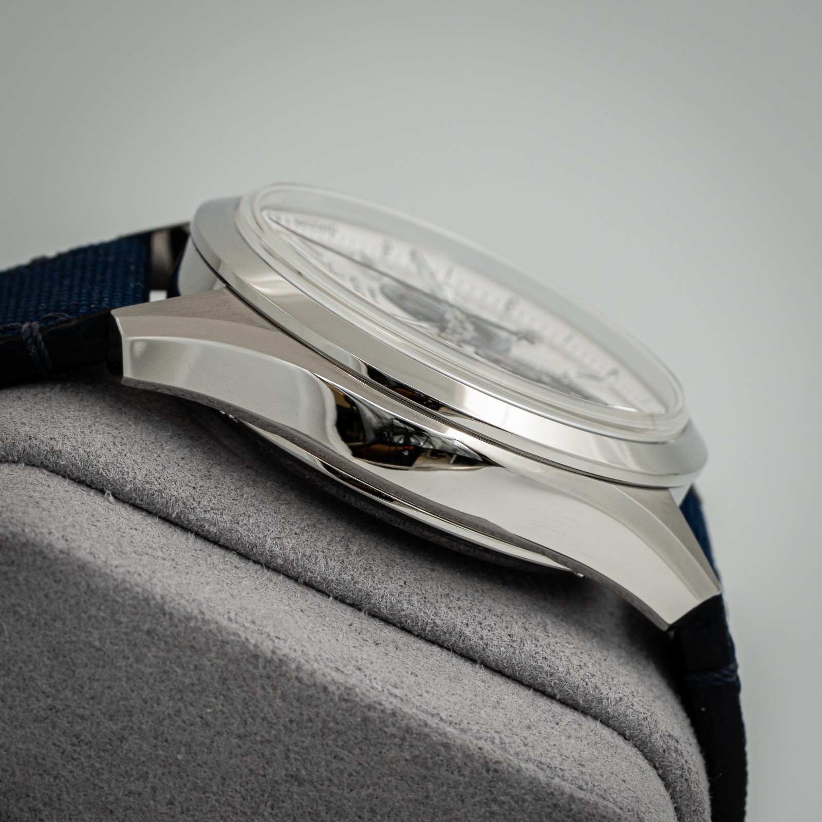 Zenith Chronomaster Open Silver Dial 03.3300.3604-69.C823 Box and Papers