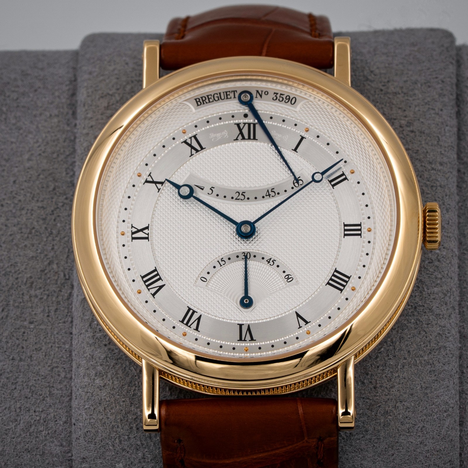 Breguet Classique Retrograde Seconds 18k Yellow Gold 5207BA/12/9V6 Box & Papers