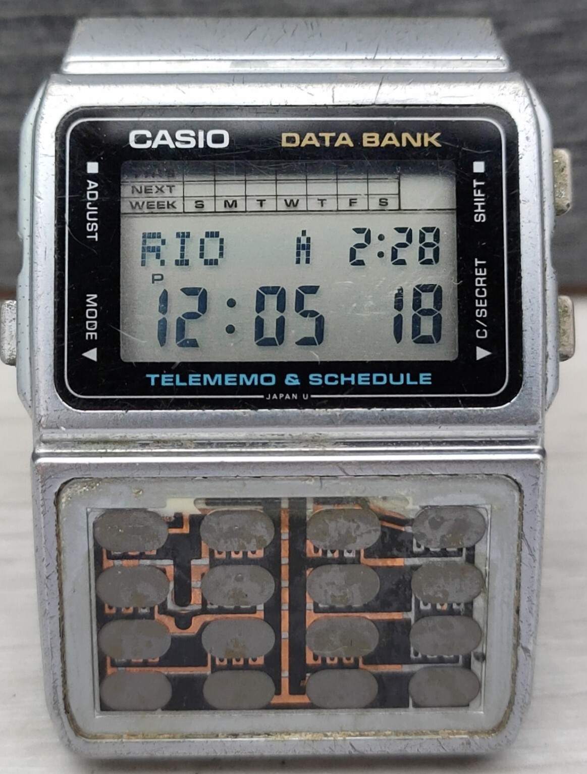 Vintage Casio Data Bank DBC-610 Watch Calculator Digital Quartz Men Watch Rare