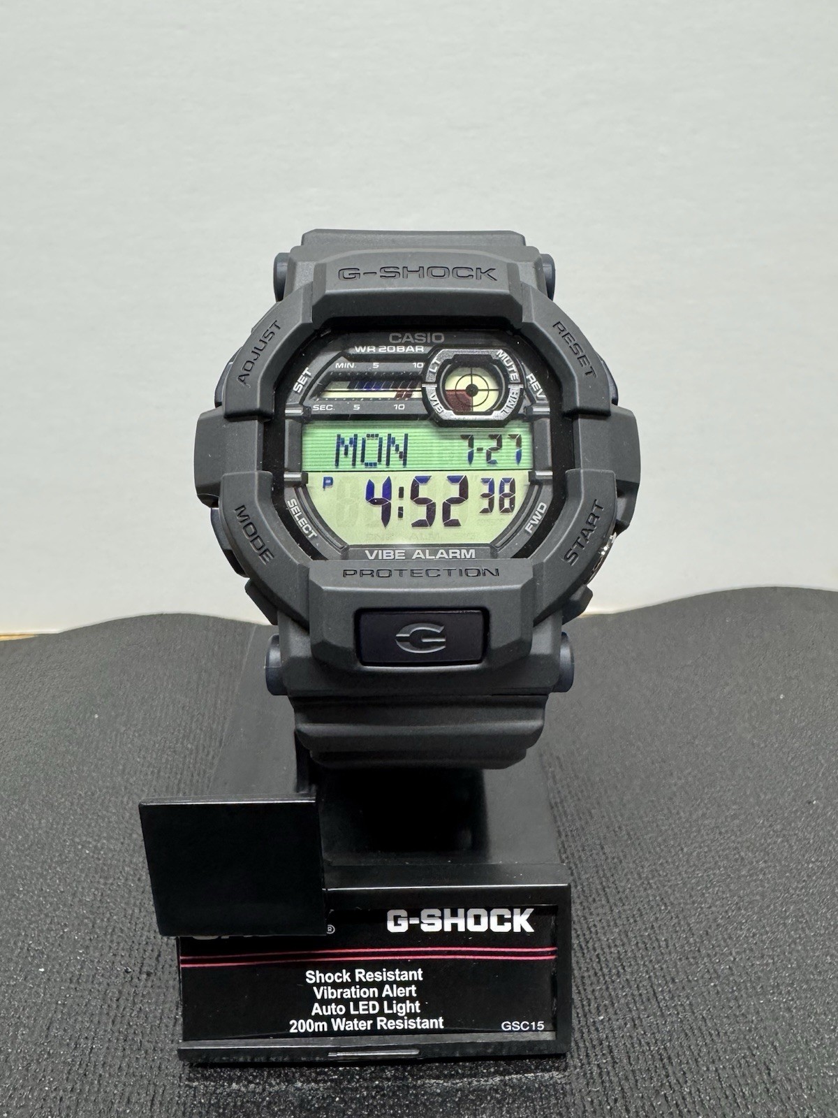 CASIO G-SHOCK GD350-8 Men’s 200m Water Resistant – NEW
