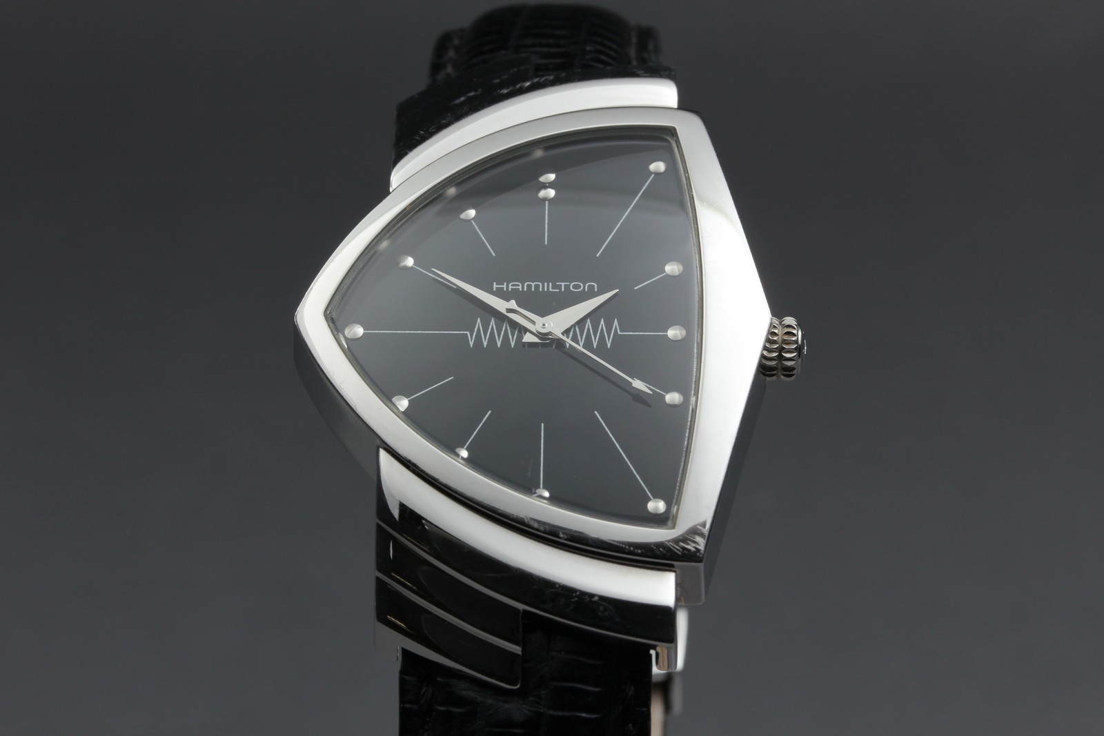[N MINT w/Box,Paper] HAMILTON Ventura H244112 33mm Black Dial Qz Men’s Watch