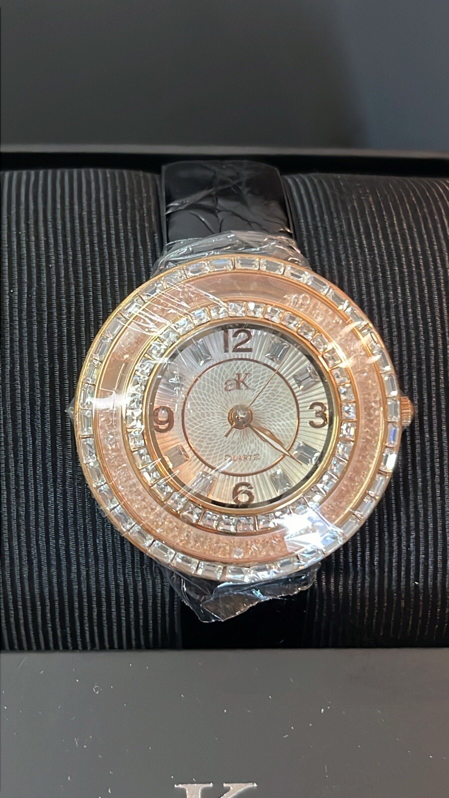 DESIGNER ADEE KAYE BEVERLY HILLS FACETTA AUSTRIAN CRYSTAL WATCH BRAND NEW