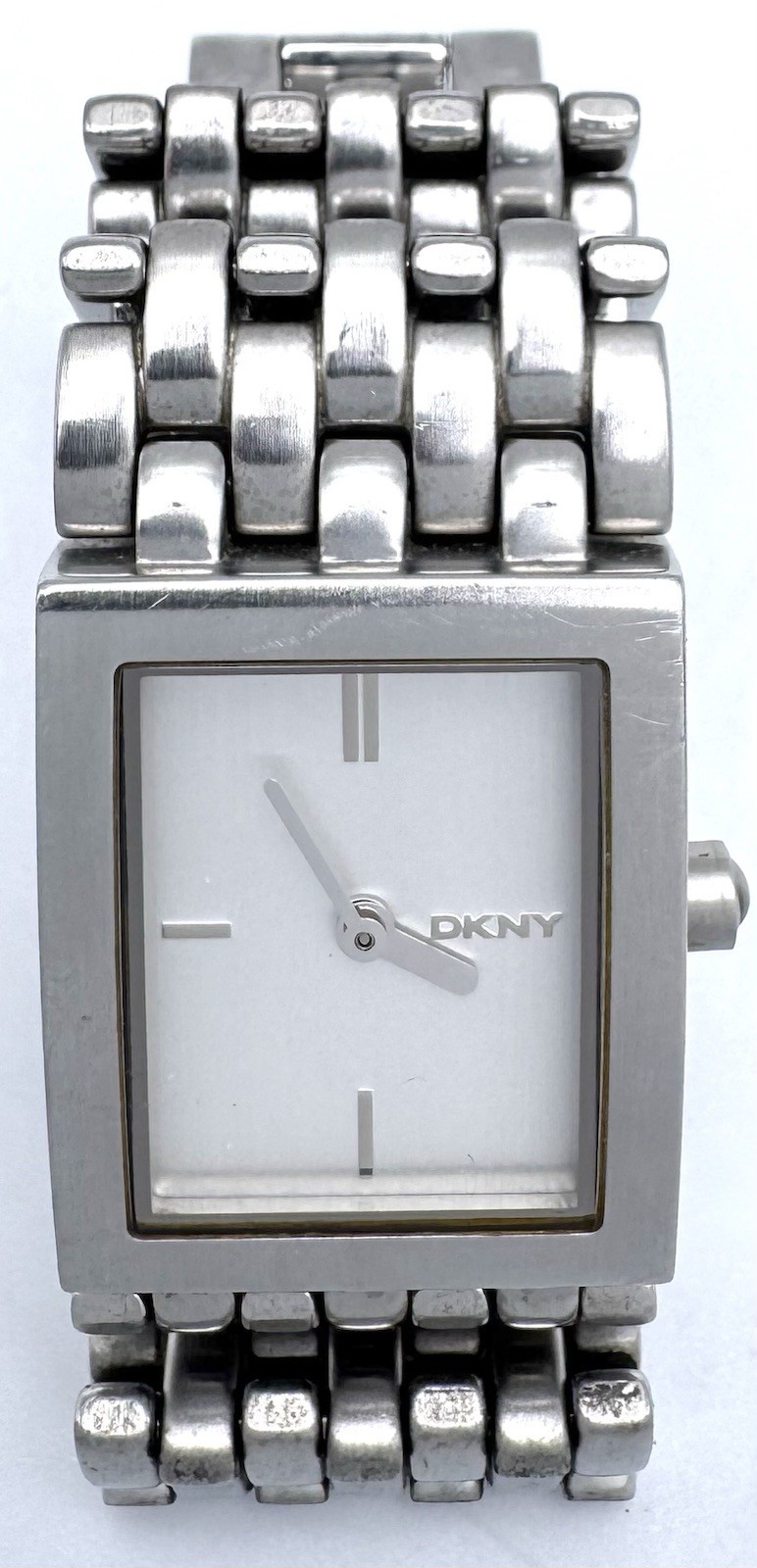 DKNY Quartz Watch NY-8033 Women 30m Silver Steel Square Analog New Battery 7.25″